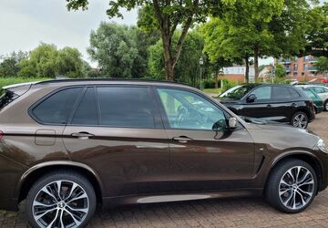BMW X5 109.350 km 36.550 &euro; Geestland 27607