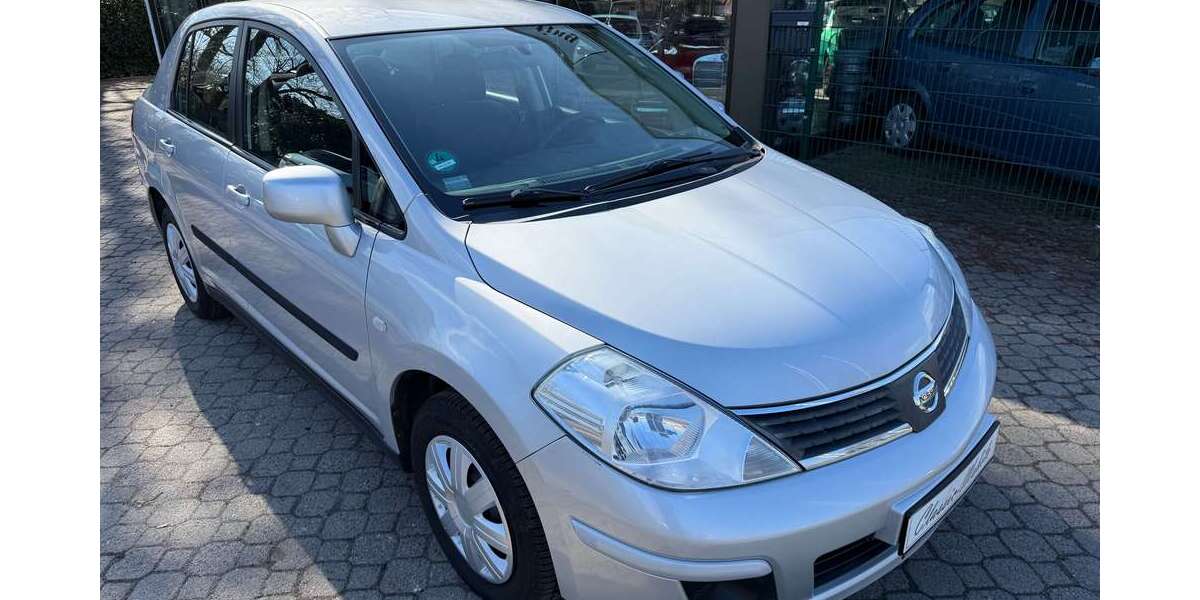 Nissan Tiida 44.000 km 4.400 &euro; Beverstedt 27616