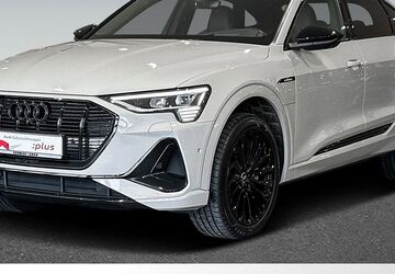 Audi e-tron 94.295 km 33.680 &euro; Bremerhaven 27576