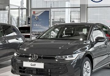 VW Golf 1.999 km 26.999 &euro; Bremerhaven 27576
