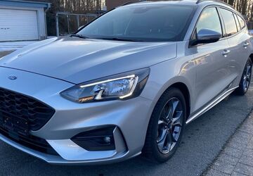 Ford Focus 156.602 km 9.990 &euro; Loxstedt 27612