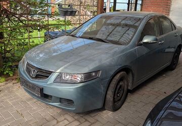 Honda Accord 256.000 km 1.650 &euro; offenwarden 27628
