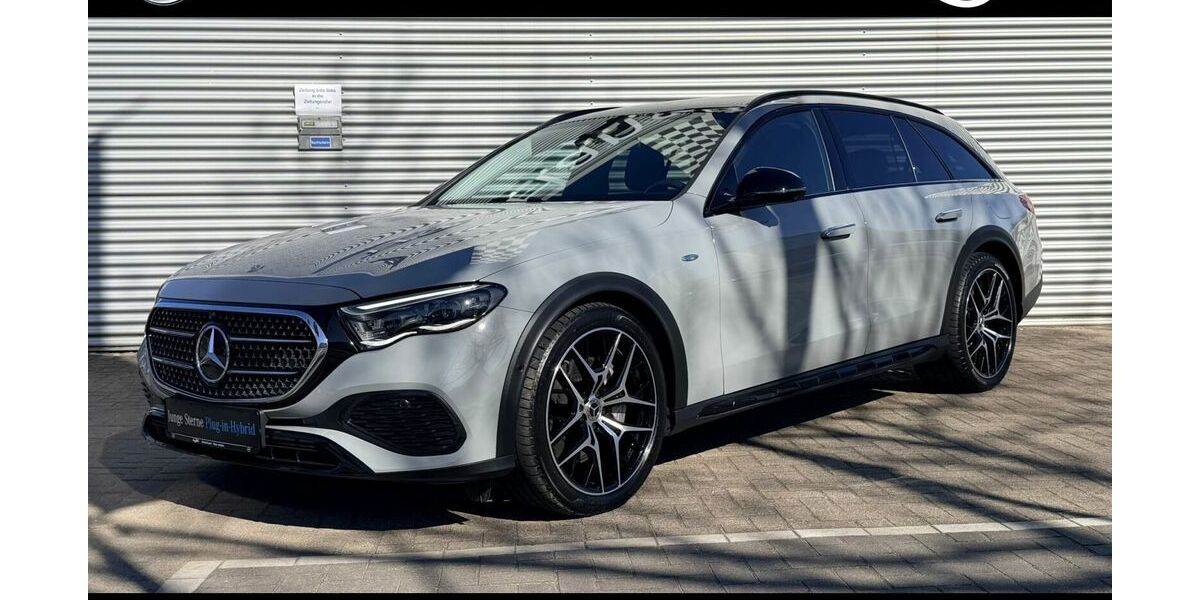 Mercedes-Benz E 300 24.881 km 66.950 &euro; Bremerhaven 27572