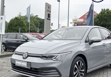 VW Golf 94.242 km 18.990 &euro; Bremerhaven 27576