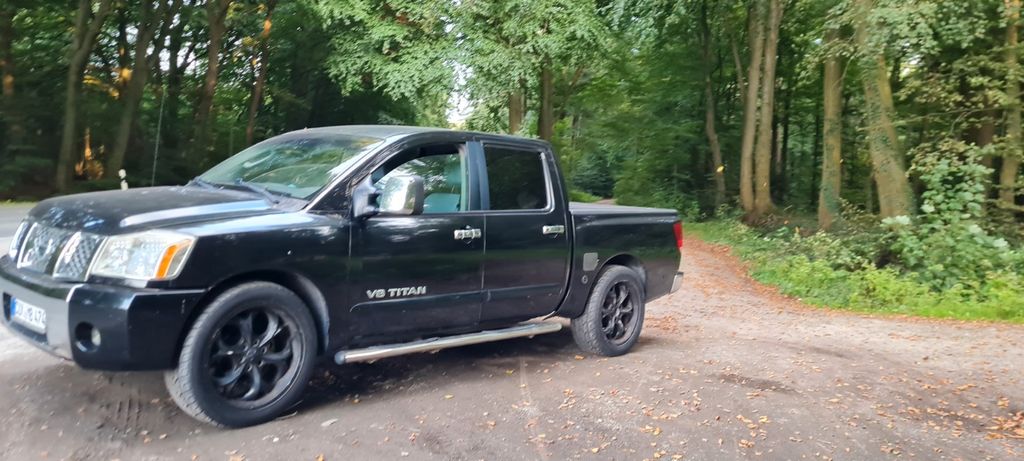 Nissan Titan 92.000 km 9.000 &euro; Geestland 27607