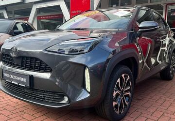 Toyota Yaris Cross 2.500 km 31.950 &euro; Bremerhaven 27580