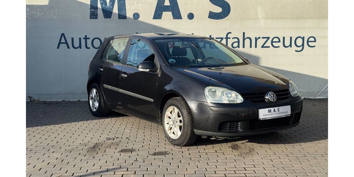 VW Golf 158.000 km 3.350 &euro; Bremerhaven 27576