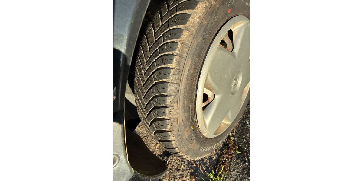 Renault Twingo 134.691 km 1.000 &euro; Stadland 26935