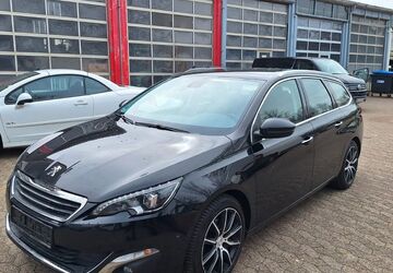 Peugeot 308 117.000 km 8.700 &euro; Bremerhaven 27576