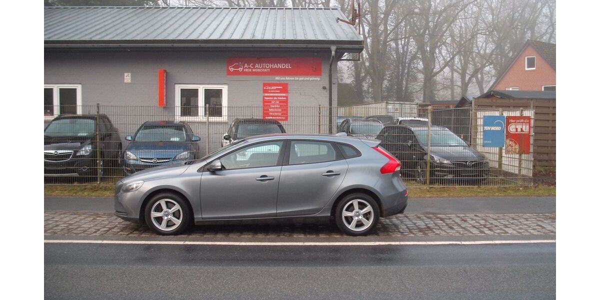 Volvo V40 180.230 km 9.399 &euro; Loxstedt-Hahnenknoop 27612